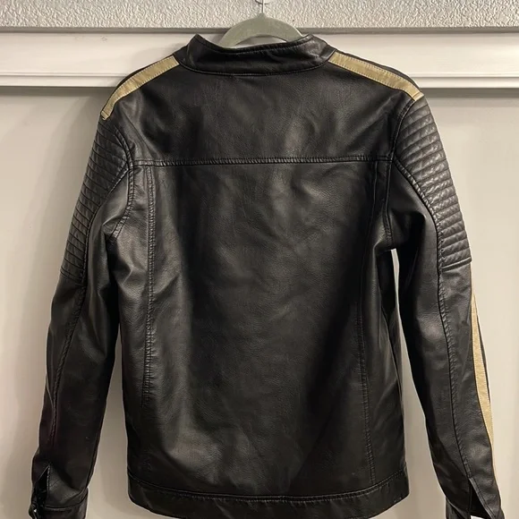 Vegan leather men’s small jacket - Picture 2 of 7